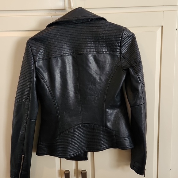 LIKE NEW TOMMY HILFIGER MOTO JACKET💗💗💗 - Picture 3 of 6